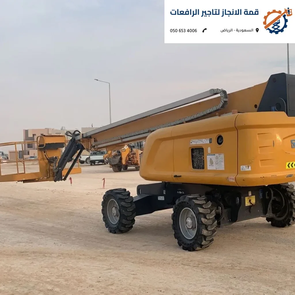 ملصق فحص على رافعة مان لفت