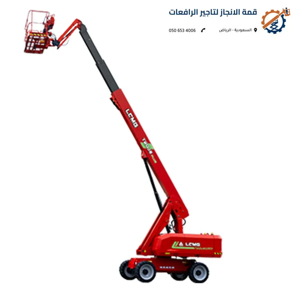 رافعة مان لفت تلسكوبية حمراء ممتدة لأقصى ارتفاع - قمة الإنجاز.